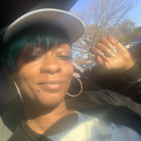 Meet the Posher Other - Meet your Posher, Brandi